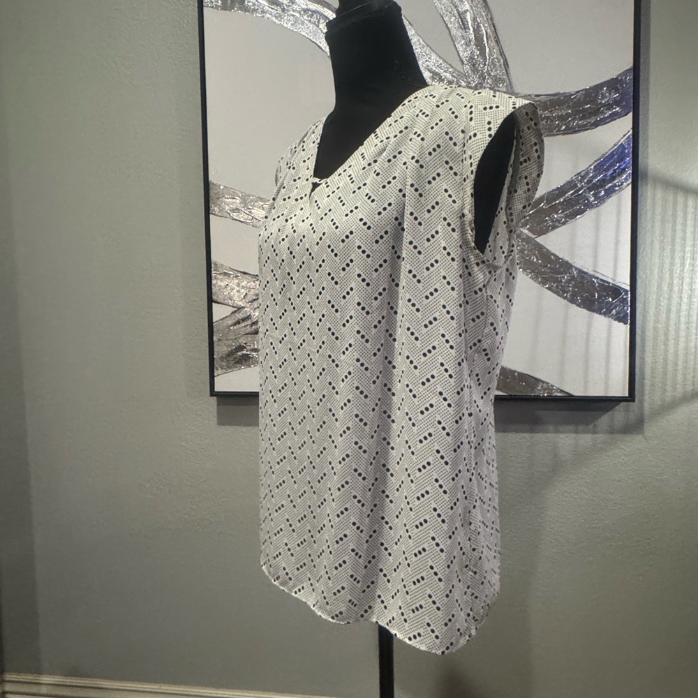 Banana Republic Cream and Black Polka Dot Top - Picture 2 of 3